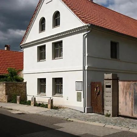 Ubytovani Na Statku Vedomice Exterior photo